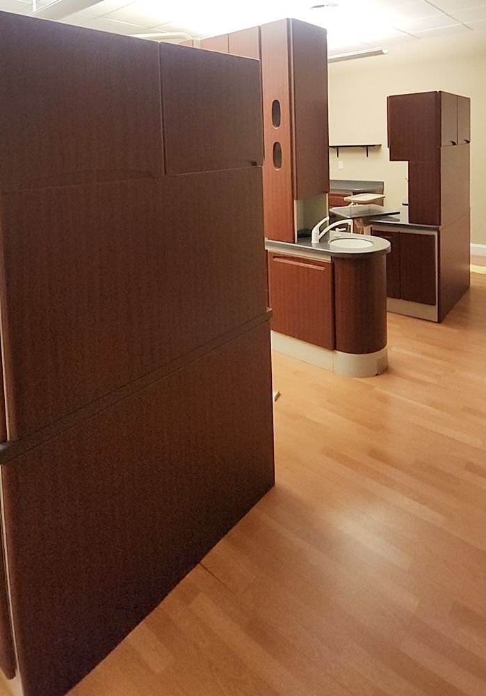 2 Room Dental Office - Midmark Ultracomfort Chairs, Midmark Stools & Lights, Midmark Cabinets - Image 8