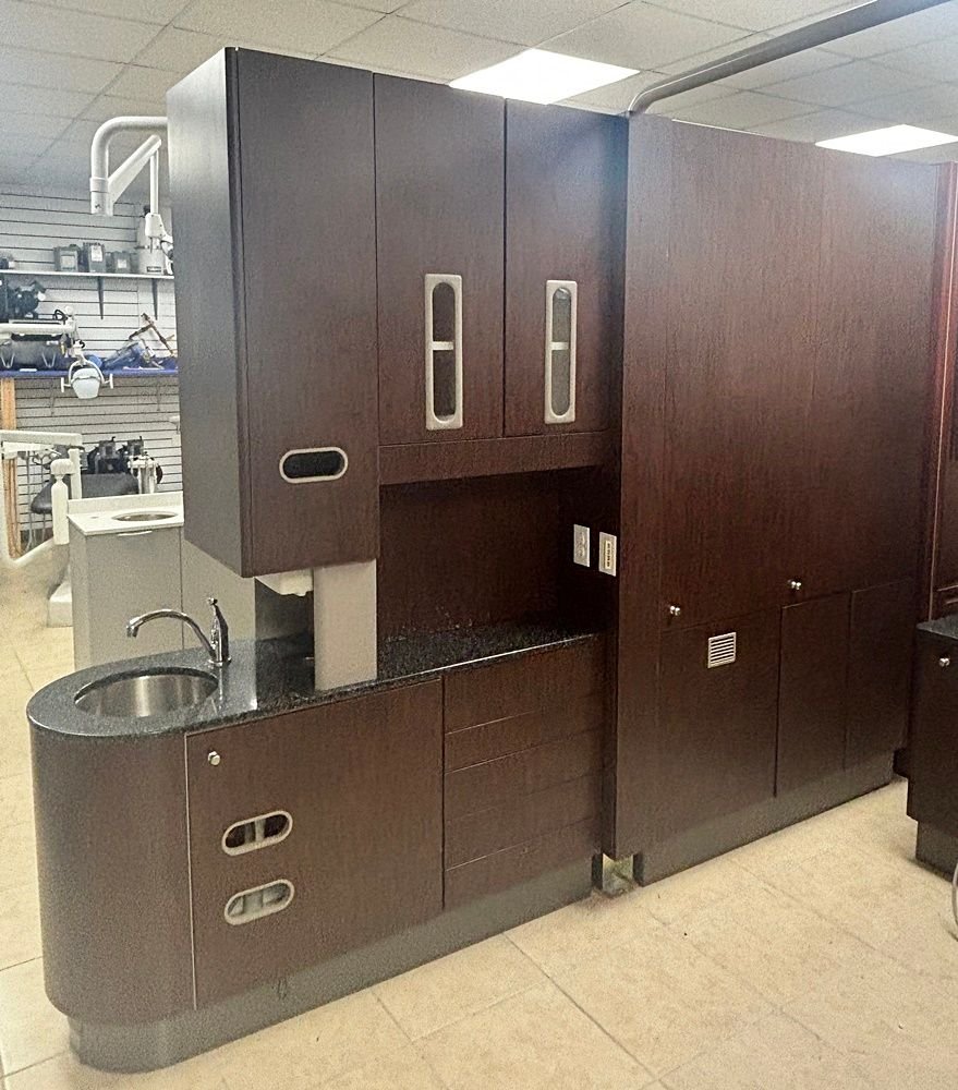 5 ROOM ADEC Dental Cabinet Package - (5) Adec 5580 Rear Treatment w/ 541 Dr Delivery & Assist. Pkg - (4) Adec 5543 Center Island - Royal Mahogany Laminate, Night Stars Solid Tops - Image 14