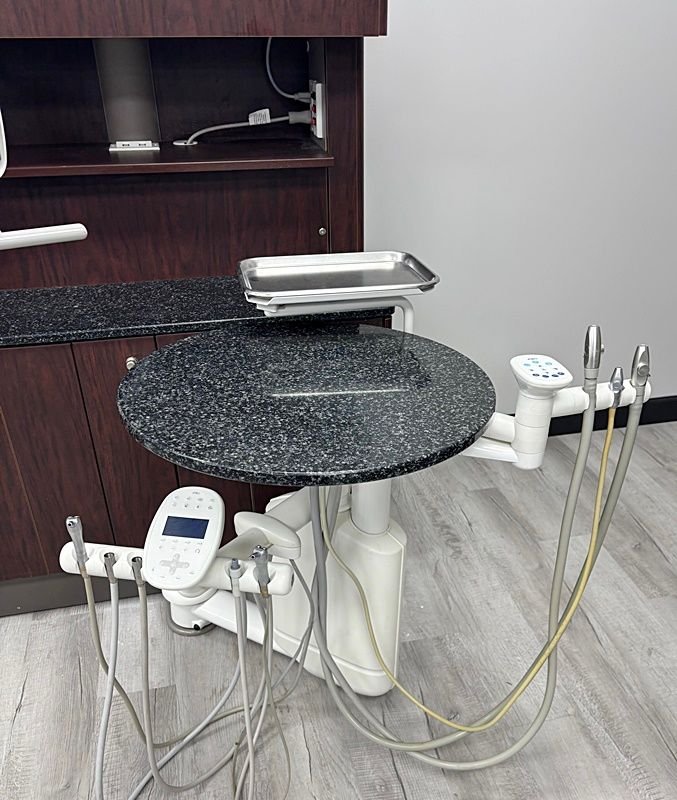 5 ROOM ADEC Dental Cabinet Package - (5) Adec 5580 Rear Treatment w/ 541 Dr Delivery & Assist. Pkg - (4) Adec 5543 Center Island - Royal Mahogany Laminate, Night Stars Solid Tops - Image 15
