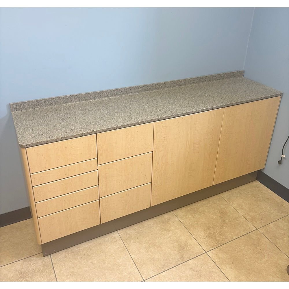 5 ROOM ADEC Dental Cabinet Package - (5) Adec 5580 Rear Treatment w/ 541 Dr Delivery & Assist. Pkg - (4) Adec 5543 Center Island - Limber Maple Laminate, Quarry Melange Solid Tops - Image 12