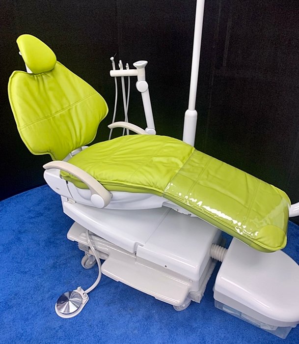 ADEC 511-532-551-571L - Complete Operatory Package (White) - Radius LED Light, Delivery, Assistant Pkg. - Ultraleather Upholstery - Image 9