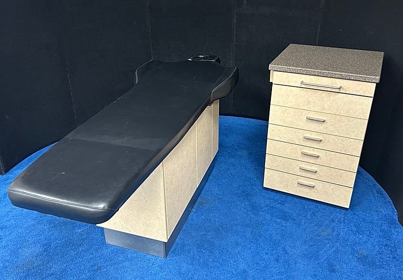 European Design 3pc Ortho Package - PB-250 Pedo Bench, EML1820 Supply Cabinet, OC2932 Ortho Cart w/ Forest Delivery Unit - Color of Choice Vinyl Upholstery *Refurbished - Image 6