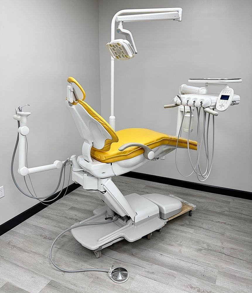 ADEC 511-532-551-571L - Complete Operatory Package (White) - Radius LED Light, Delivery, Assistant Pkg. - Ultraleather Upholstery - Image 10